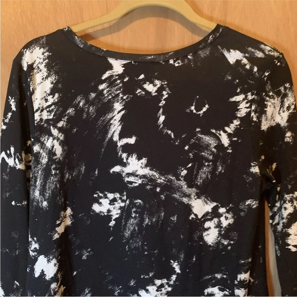 Women’s LuLaRoe Long Sleeve Soft Black Tye Dye Look Extra Small Top - Picture 12 of 13